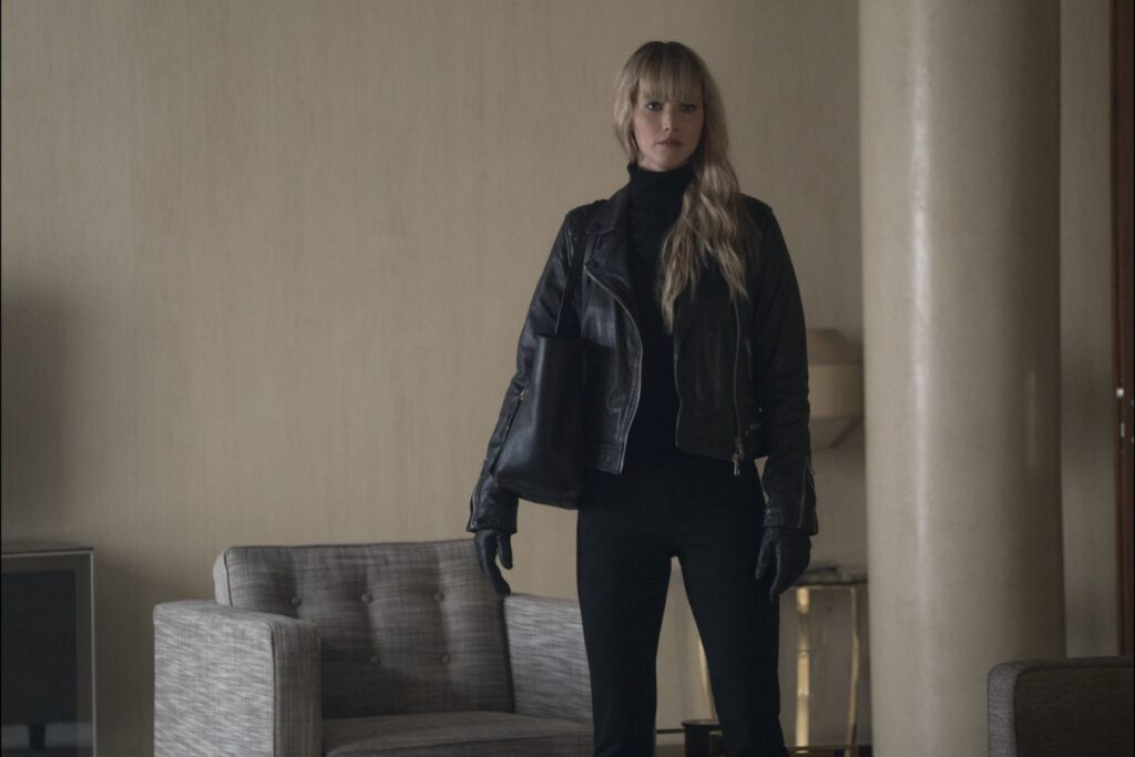 JENNIFER LAWRENCE JE RDEČI VRABEC!